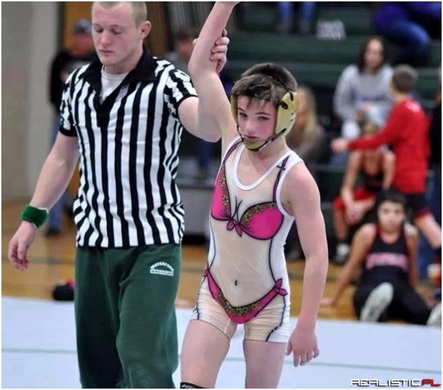 Najlepszy strój zapaśniczy ever