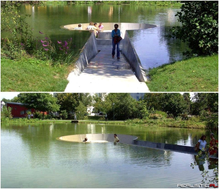 A dry nook in the middle of a pond in Vöcklabruck, Austria