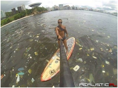 The waters of Rio de Janeiro, what a shame