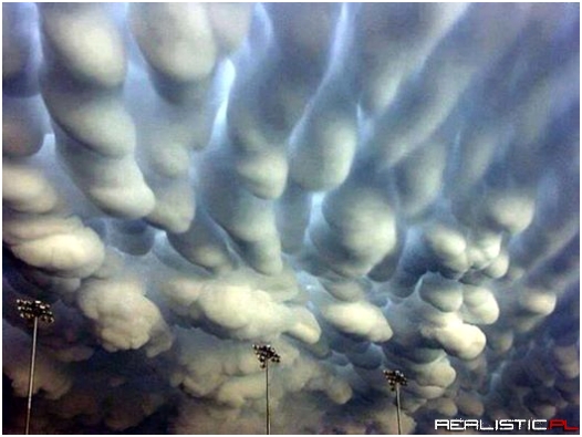 Mammatus Clouds, one of the rarest weather phenomena