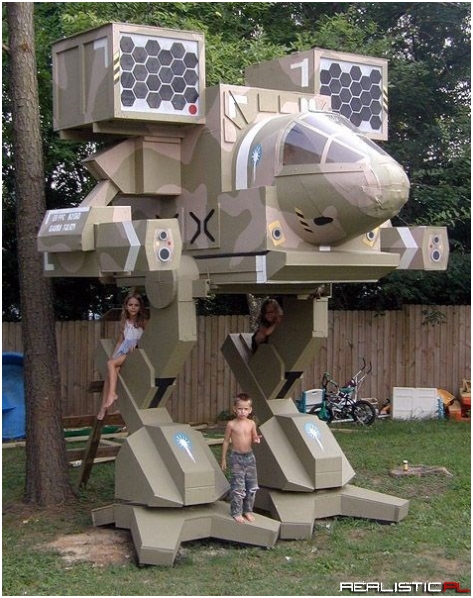 The New Coolest Dad Ever Made a BattleTech Treehouse for His Kids