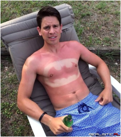 Na Na Na Na Na Na Na Na BAT TAN!