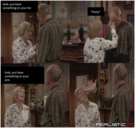 O popatrz masz coś na ramieniu