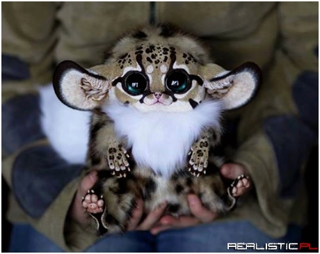 An 'Inari Fox' Art by Santani, inspired by GREMLINS