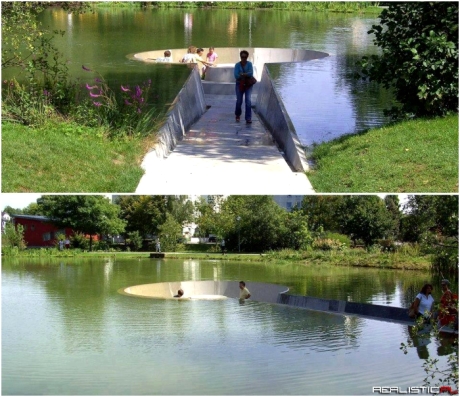 A dry nook in the middle of a pond in Vöcklabruck, Austria