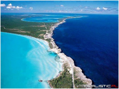 Where the Caribbean meets the Atlantic in Eleuthera, Bahamas