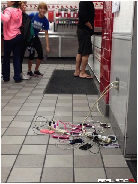 Girl gamers lan party