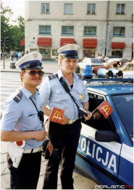 Warszawa 17 czerwca 1992 Otwarcie pierwszgo McDonalds`a w Polsce