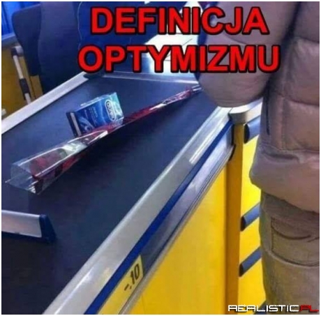 Butelka wina jeszcze i jest komplet